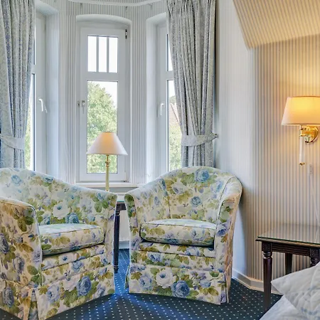 Ξενοδοχείο Garni 3*