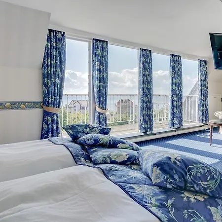 Hotel Garni 3*